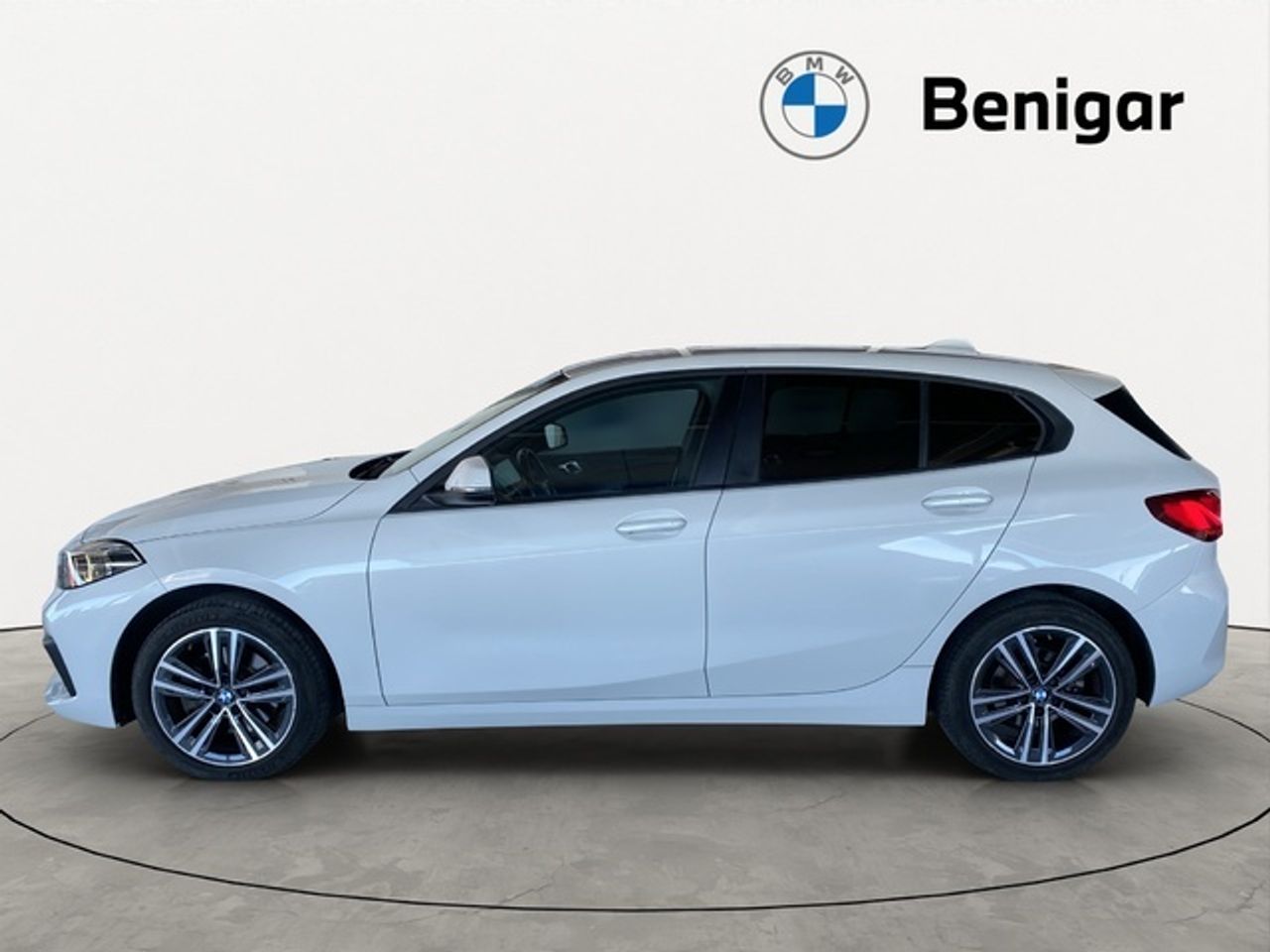 BMW Serie 1 118d business 110 kw (150 cv)  2021 Diésel - Foto 4