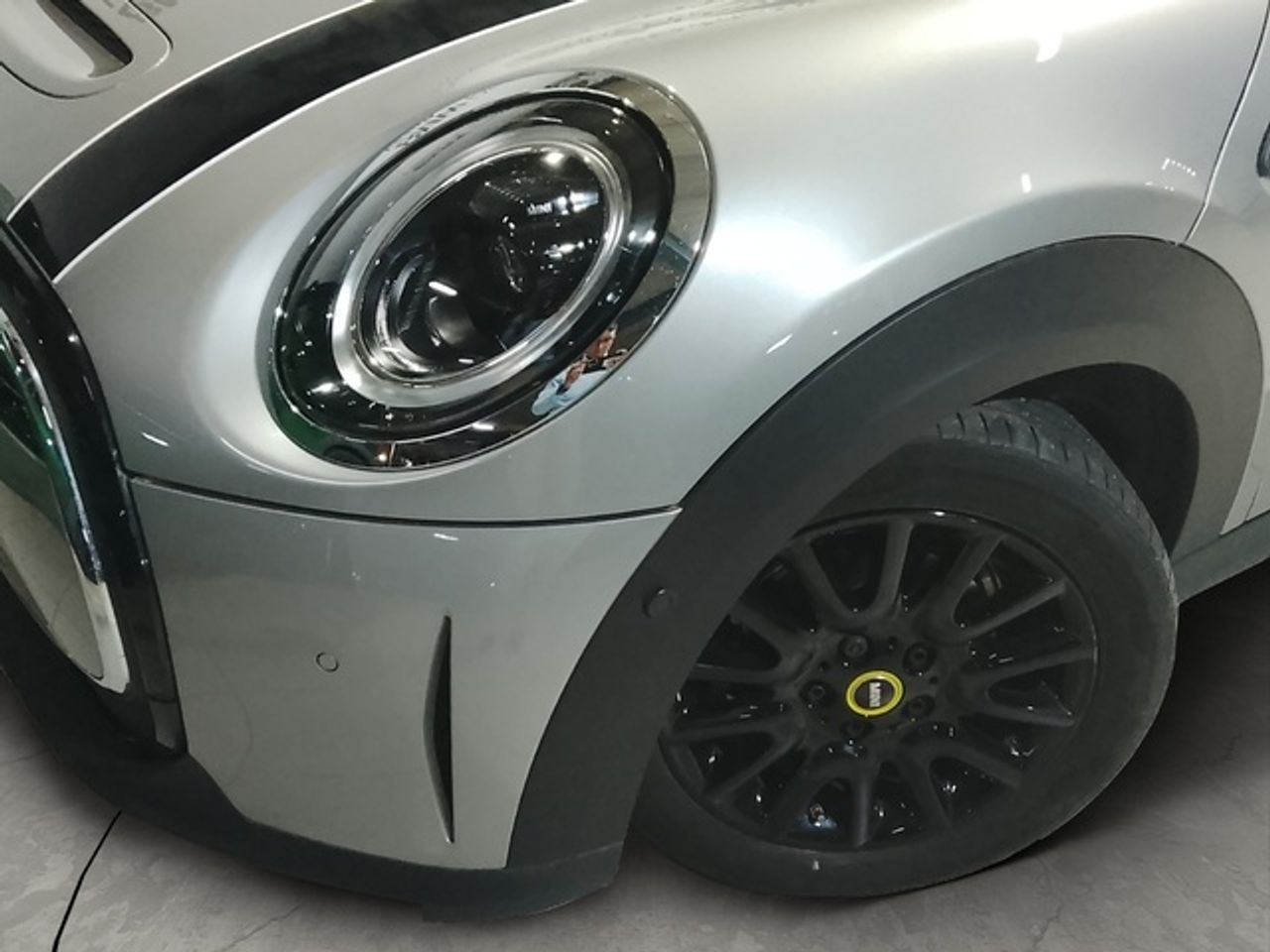 MINI Cooper se 135 kw (184 cv)  2023 Eléctrico - Foto 7