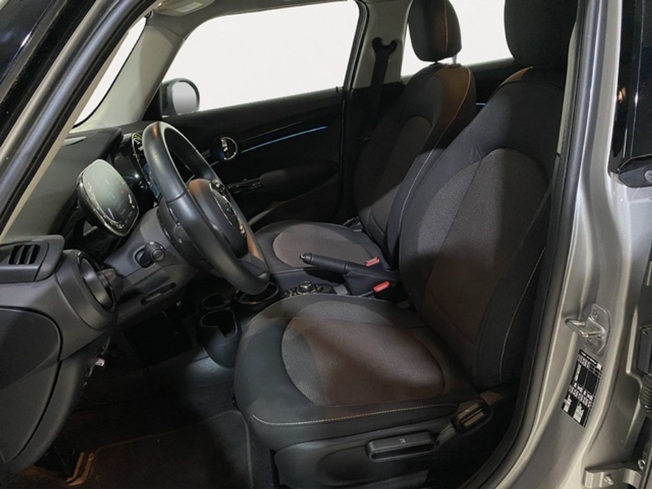 MINI Cooper 100 kw (136 cv)  2024 Gasolina - Foto 12