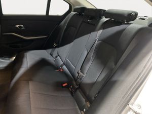 BMW Serie 3 320d 140 kw (190 cv)  2022 Diésel - Foto 17