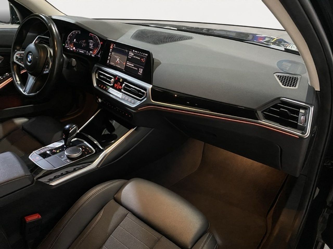 BMW Serie 3 320d 140 kw (190 cv)  2022 Diésel - Foto 9