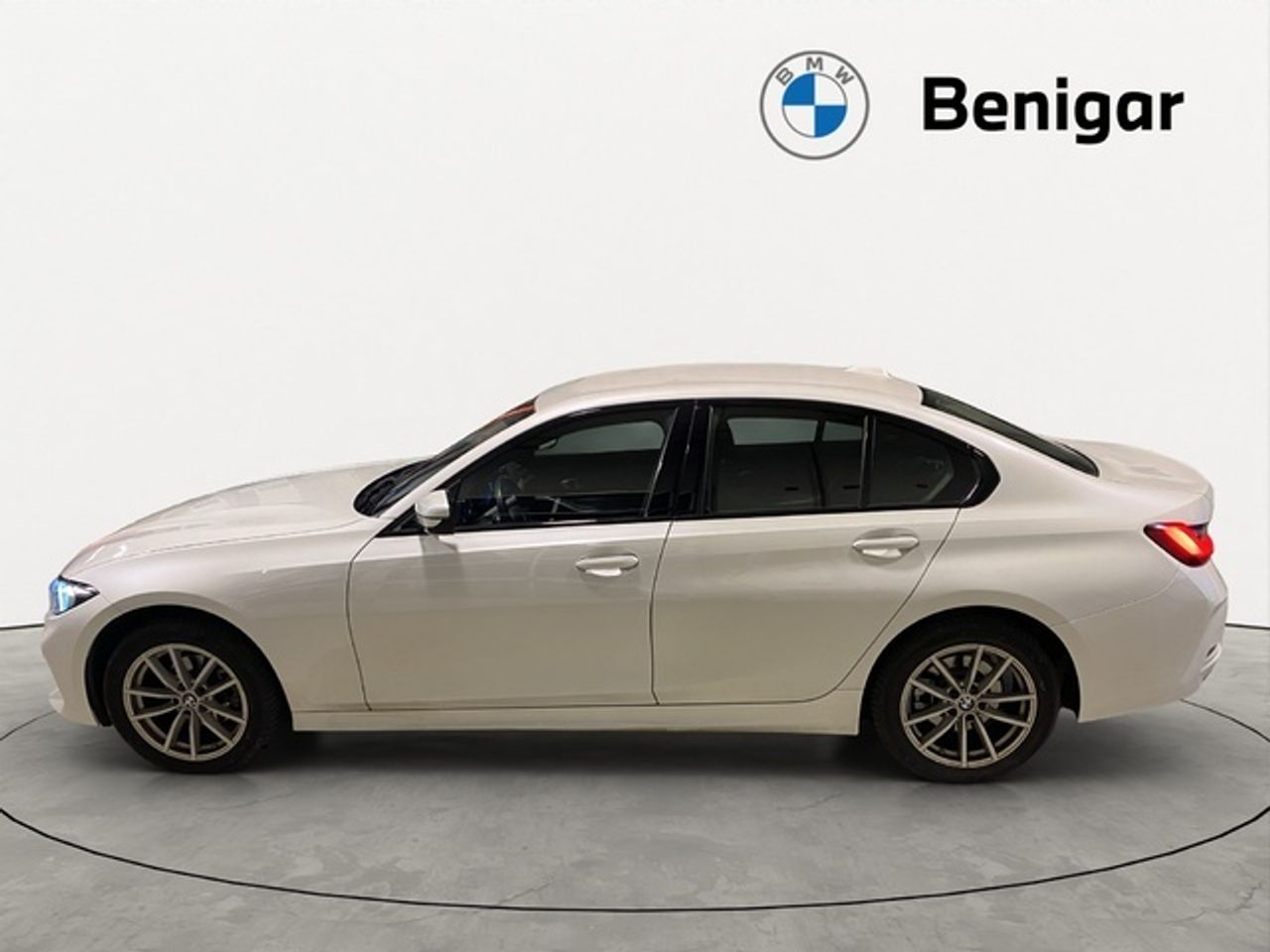 BMW Serie 3 318d 110 kw (150 cv)  2024 Diésel - Foto 4