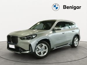 BMW iX1 xdrive30 230 kw (313 cv)  2025 Eléctrico - Foto 2