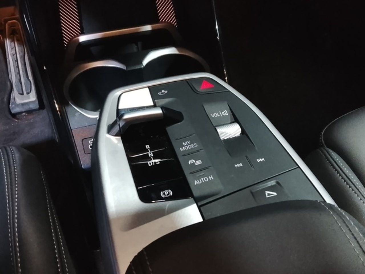 BMW X1 xdrive25e 180 kw (245 cv)  2025 Híbrido (Gasolina) - Foto 16