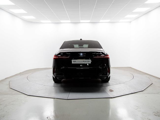 BMW i5 xdrive40 290 kw (394 cv)