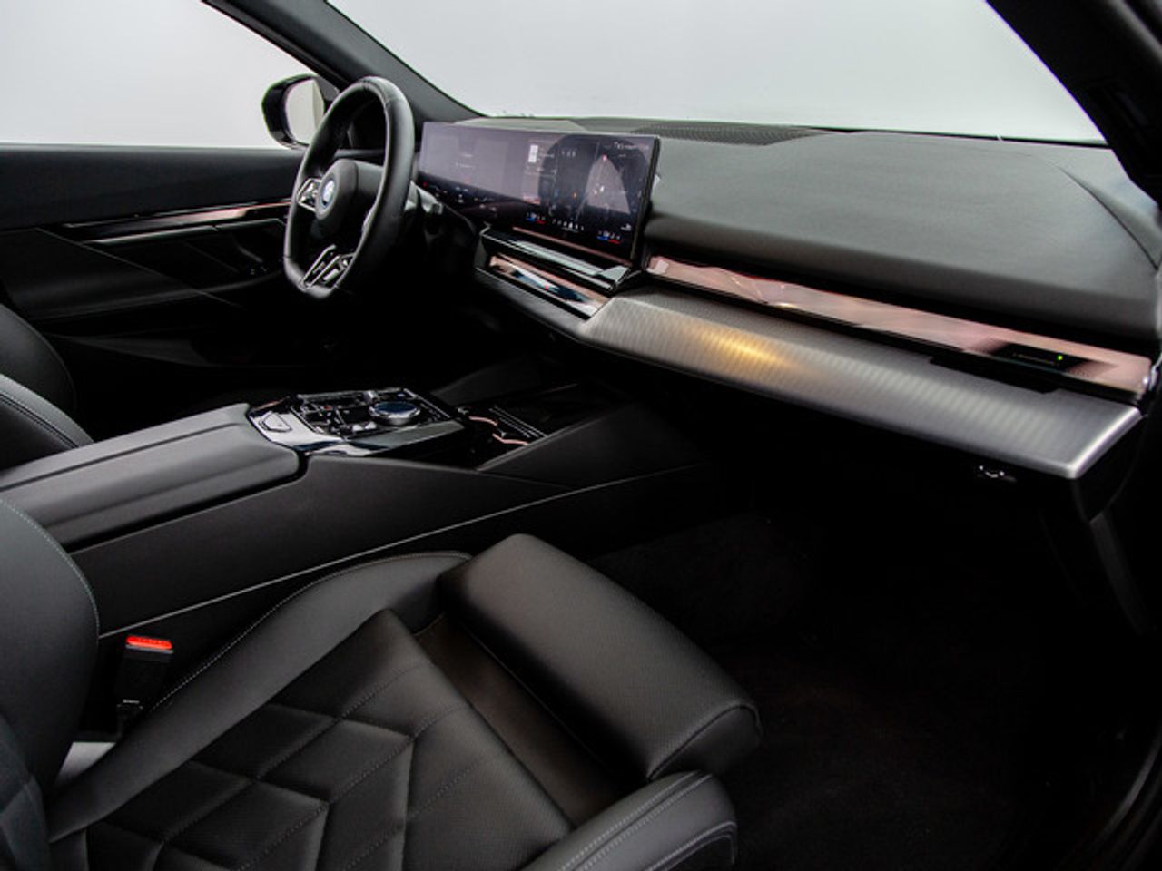 BMW i5 xdrive40 290 kw (394 cv)  2025 Eléctrico - Foto 9
