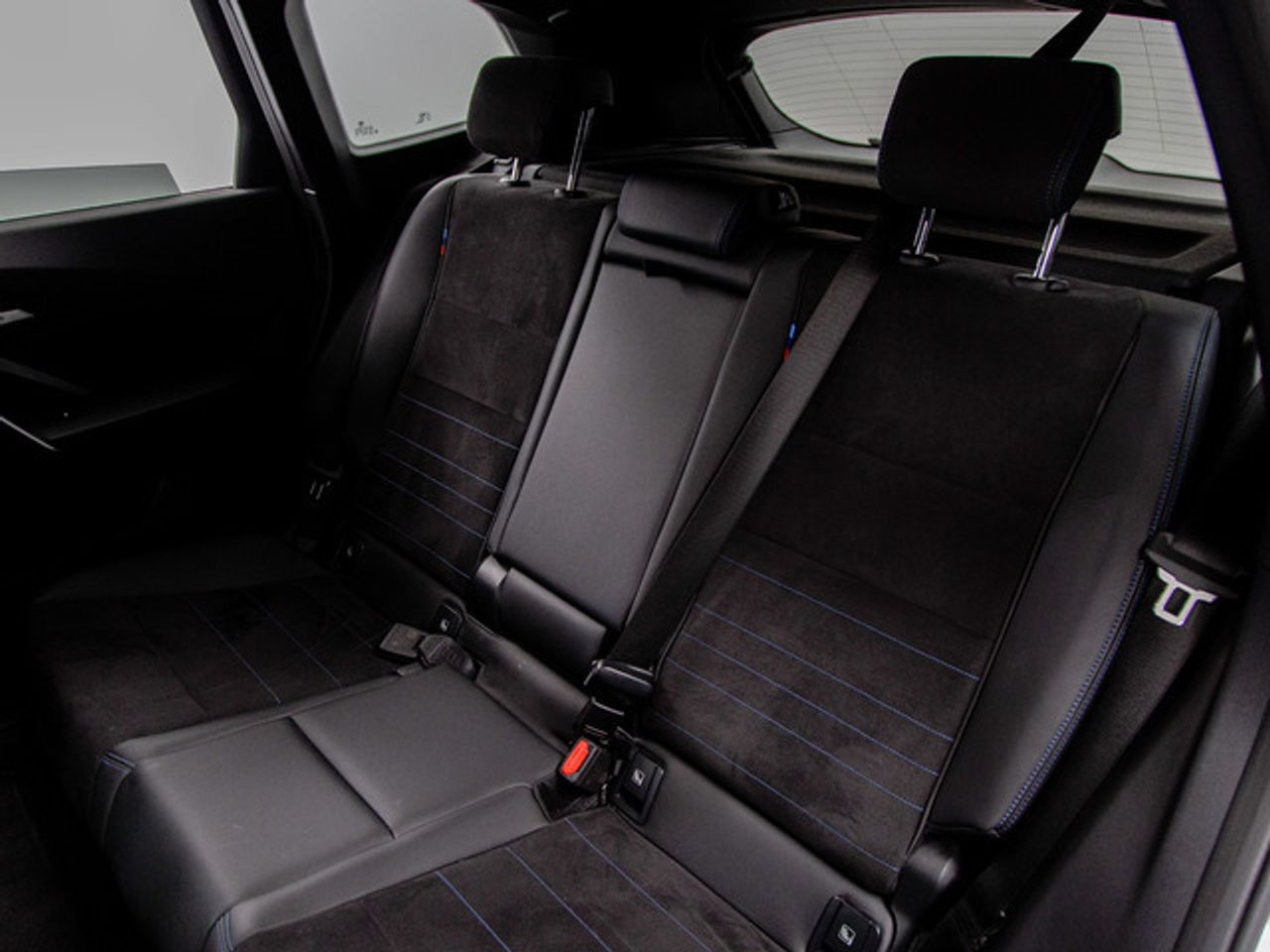 BMW X1 xdrive25e 180 kw (245 cv)  2025 Híbrido (Gasolina) - Foto 10