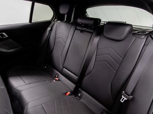 BMW Serie 1 120d 120 kw (163 cv)  2025 Diésel - Foto 17