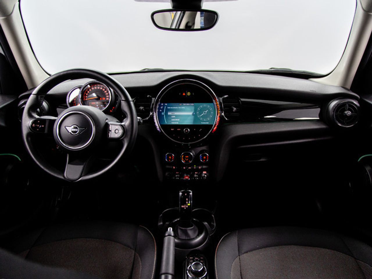 MINI Cooper 100 kw (136 cv)  2023 Gasolina - Foto 8