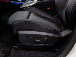 BMW X3 xdrive30e 220 kw (299 cv)  2026 Híbrido (Gasolina) - Foto 29