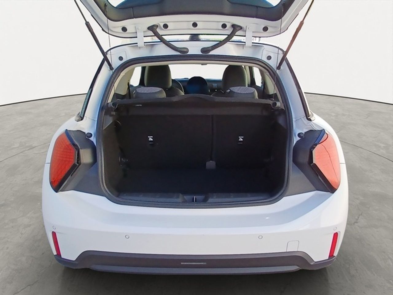 MINI Cooper c 115 kw (156 cv)  2024 Gasolina - Foto 12