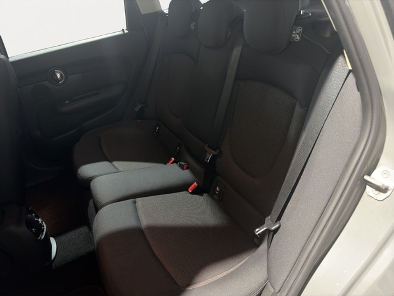 MINI Clubman one d 85 kw (116 cv)  2021 Diésel - Foto 10