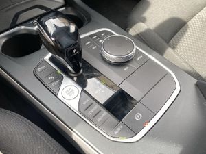 BMW Serie 1 116d business 85 kw (116 cv)  2021 Diésel - Foto 29