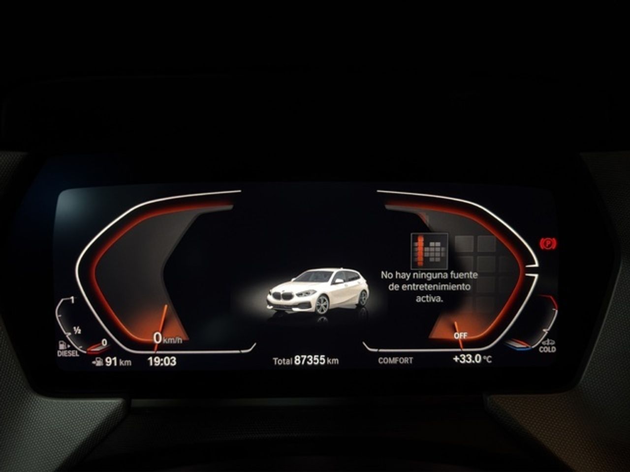 BMW Serie 1 118d business 110 kw (150 cv)  2022 Diésel - Foto 16