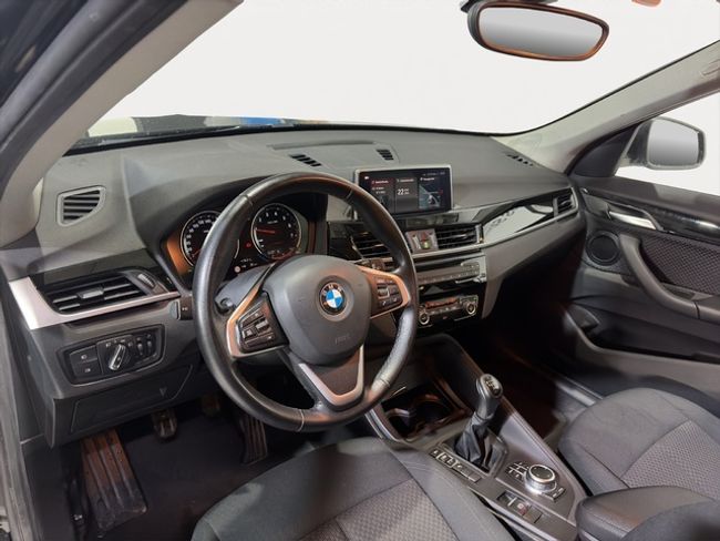 BMW X1 sdrive18i 103 kw (140 cv)