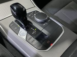 BMW Serie 3 320d 140 kw (190 cv)  2022 Diésel - Foto 29