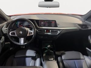 BMW Serie 1 116d 85 kw (116 cv)  2024 Diésel - Foto 13