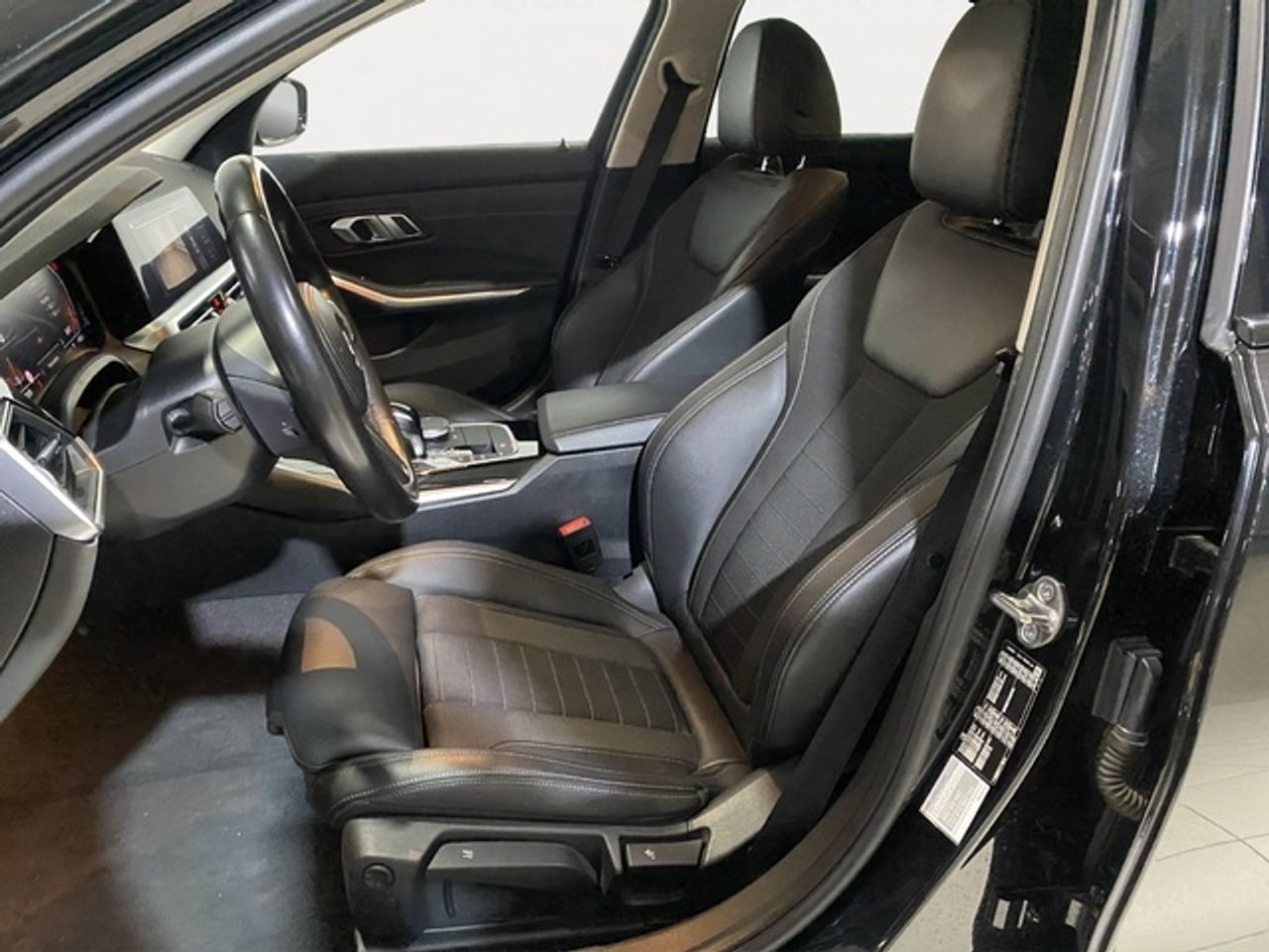 BMW Serie 3 320d 140 kw (190 cv)  2022 Diésel - Foto 12