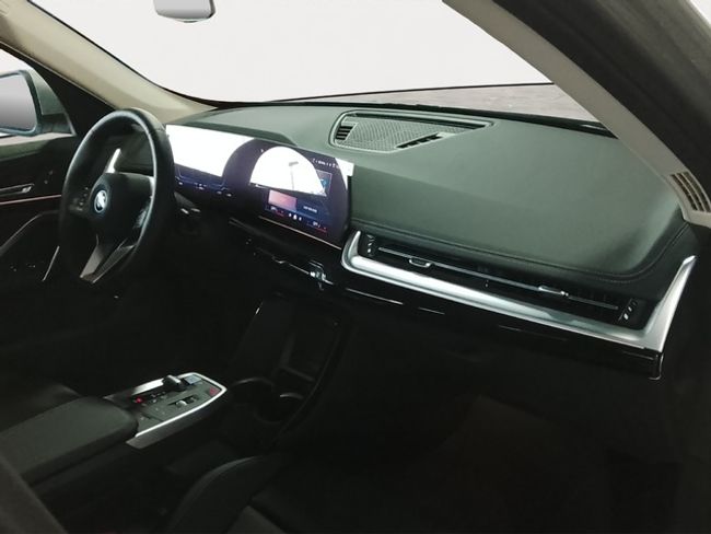 BMW iX1 xdrive30 230 kw (313 cv)