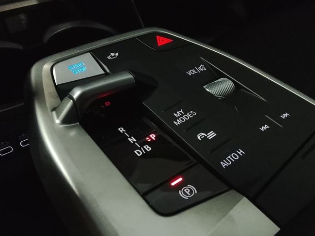 BMW iX1 xdrive30 230 kw (313 cv)