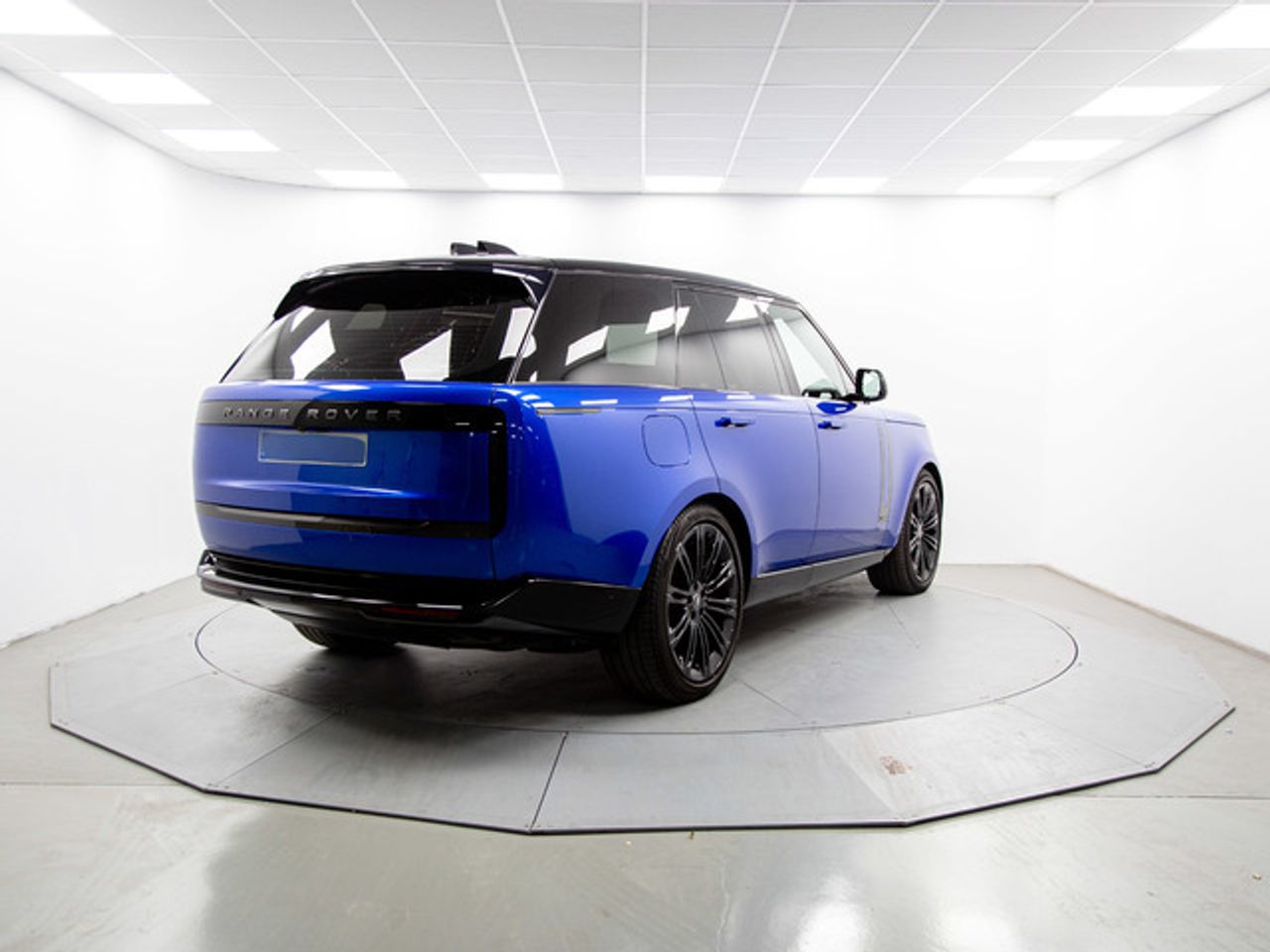 Land-Rover Range Rover 4.4 v8 autobiography 4wd auto 390 kw (530 cv)  2023 Gasolina - Foto 5