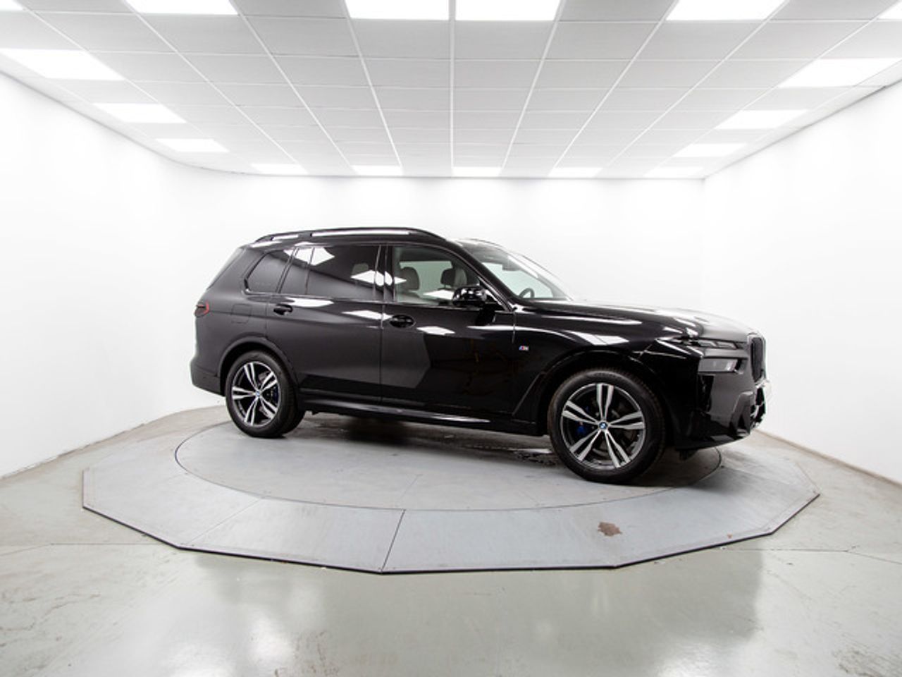 BMW X7 xdrive40d 259 kw (352 cv)  2026 Diésel - Foto 14