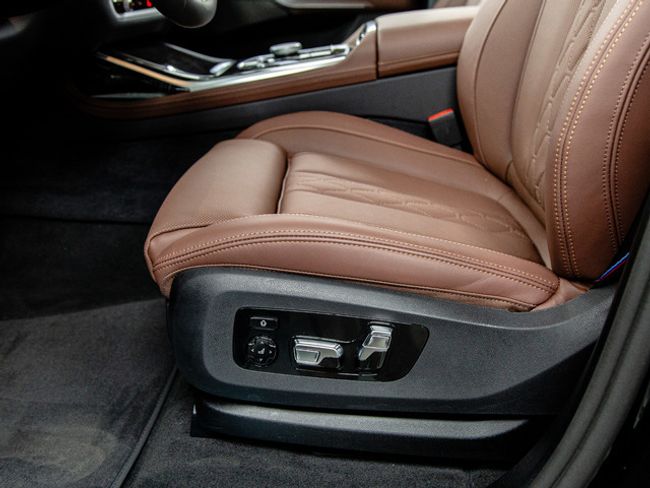 BMW X7 xdrive40d 259 kw (352 cv)