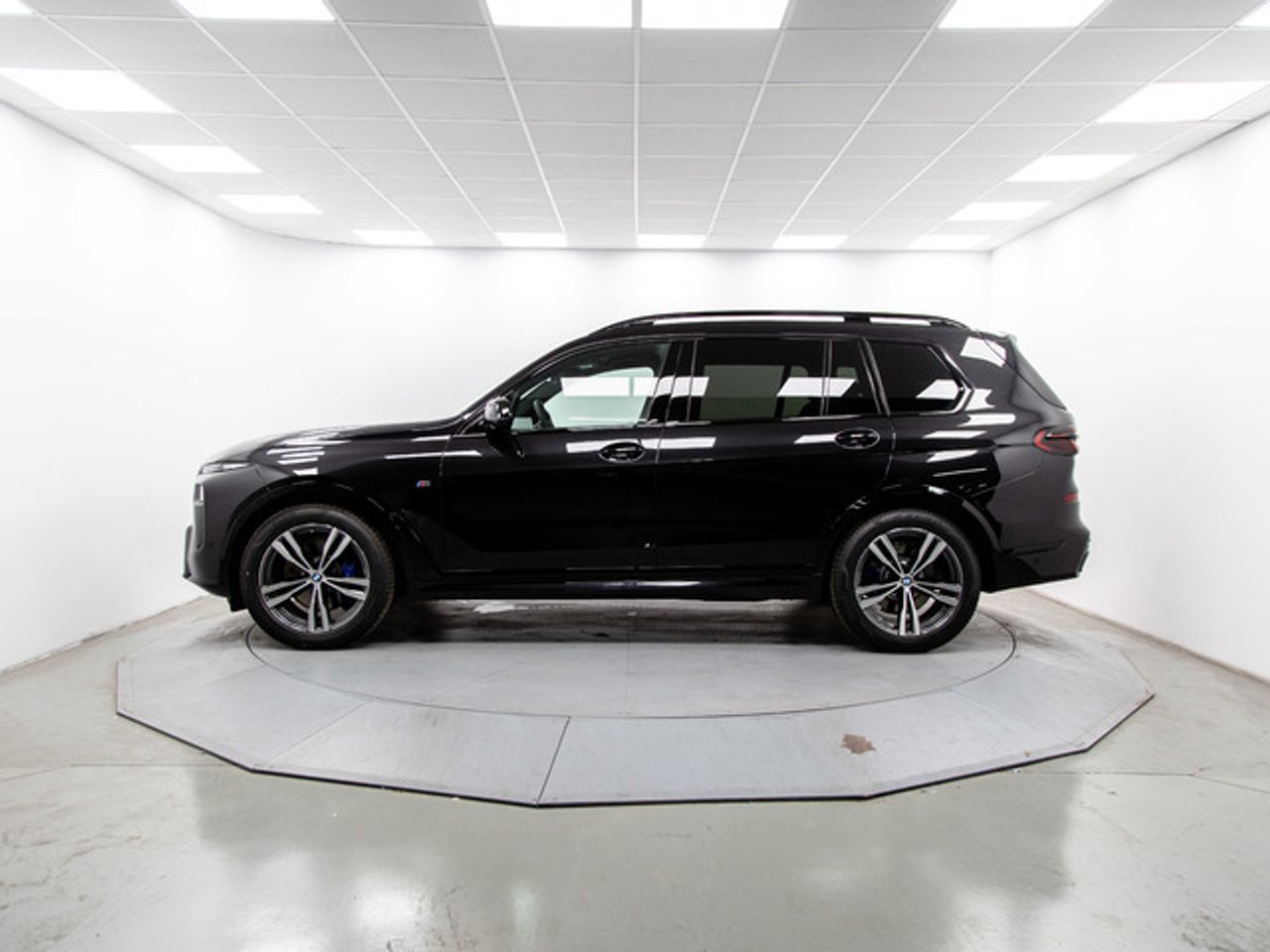 BMW X7 xdrive40d 259 kw (352 cv)  2026 Diésel - Foto 4