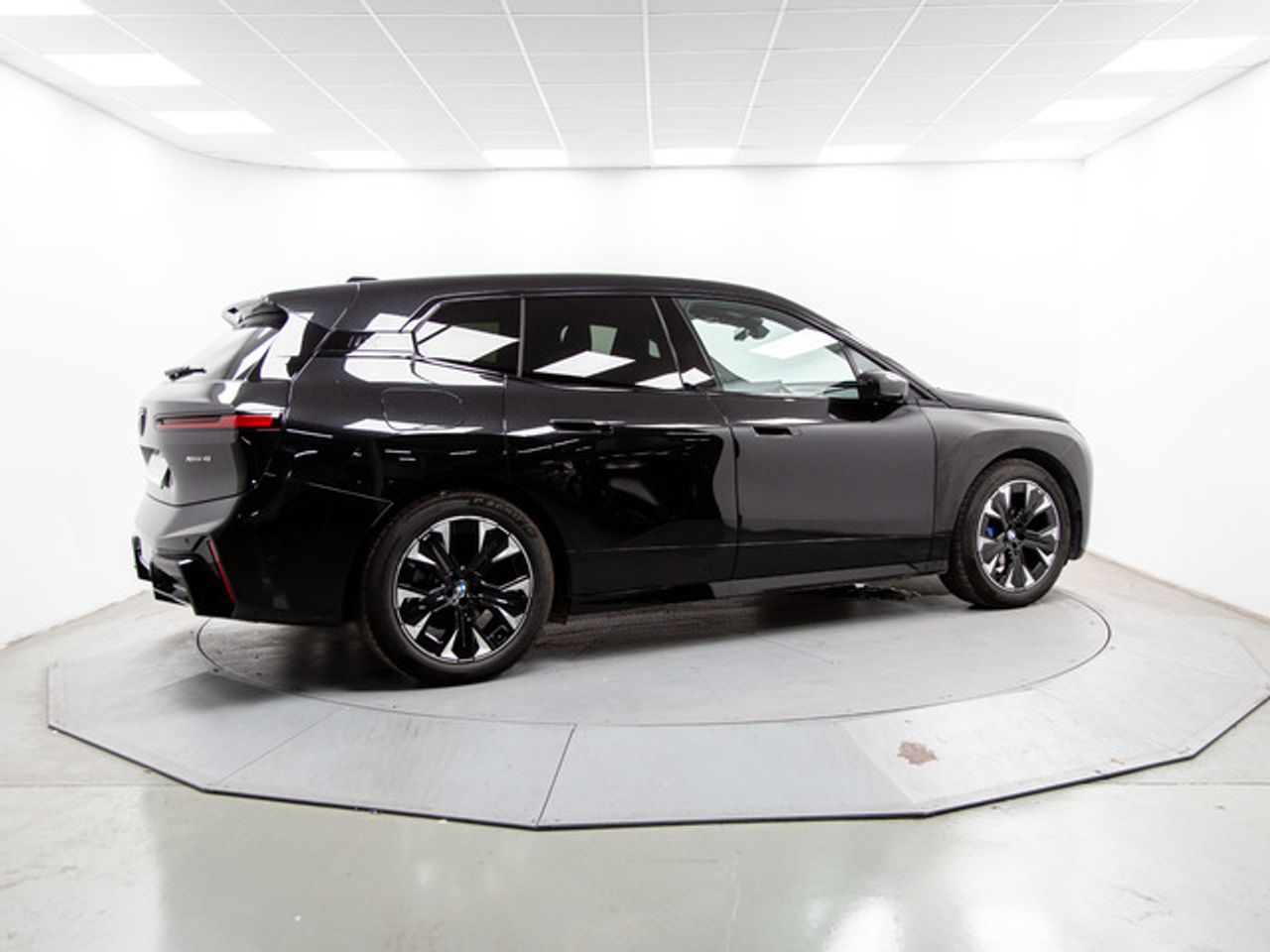 BMW iX xdrive45 300 kw (408 cv)  2025 Eléctrico - Foto 12