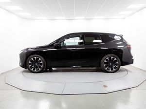 BMW iX xdrive45 300 kw (408 cv)  2025 Eléctrico - Foto 5