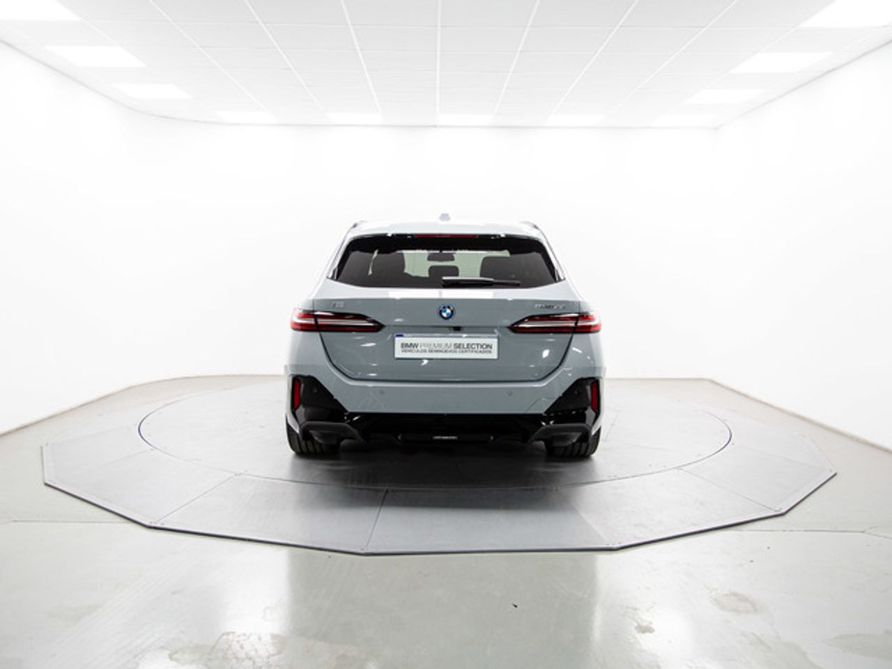 BMW i5 edrive40 touring 250 kw (340 cv)  2025 Eléctrico - Foto 6