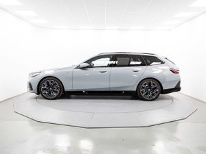 BMW i5 edrive40 touring 250 kw (340 cv)  2025 Eléctrico - Foto 5
