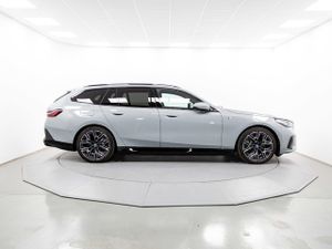 BMW i5 edrive40 touring 250 kw (340 cv)  2025 Eléctrico - Foto 23