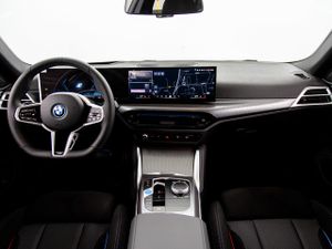BMW i4 edrive40 250 kw (340 cv)  2025 Eléctrico - Foto 13