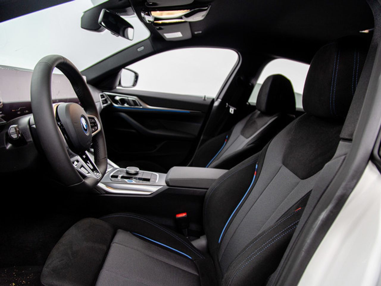 BMW i4 edrive40 250 kw (340 cv)  2025 Eléctrico - Foto 15