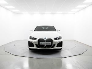 BMW i4 edrive40 250 kw (340 cv)  2025 Eléctrico - Foto 3