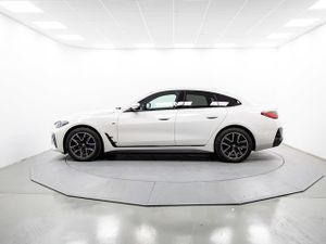 BMW i4 edrive40 250 kw (340 cv)  2025 Eléctrico - Foto 5