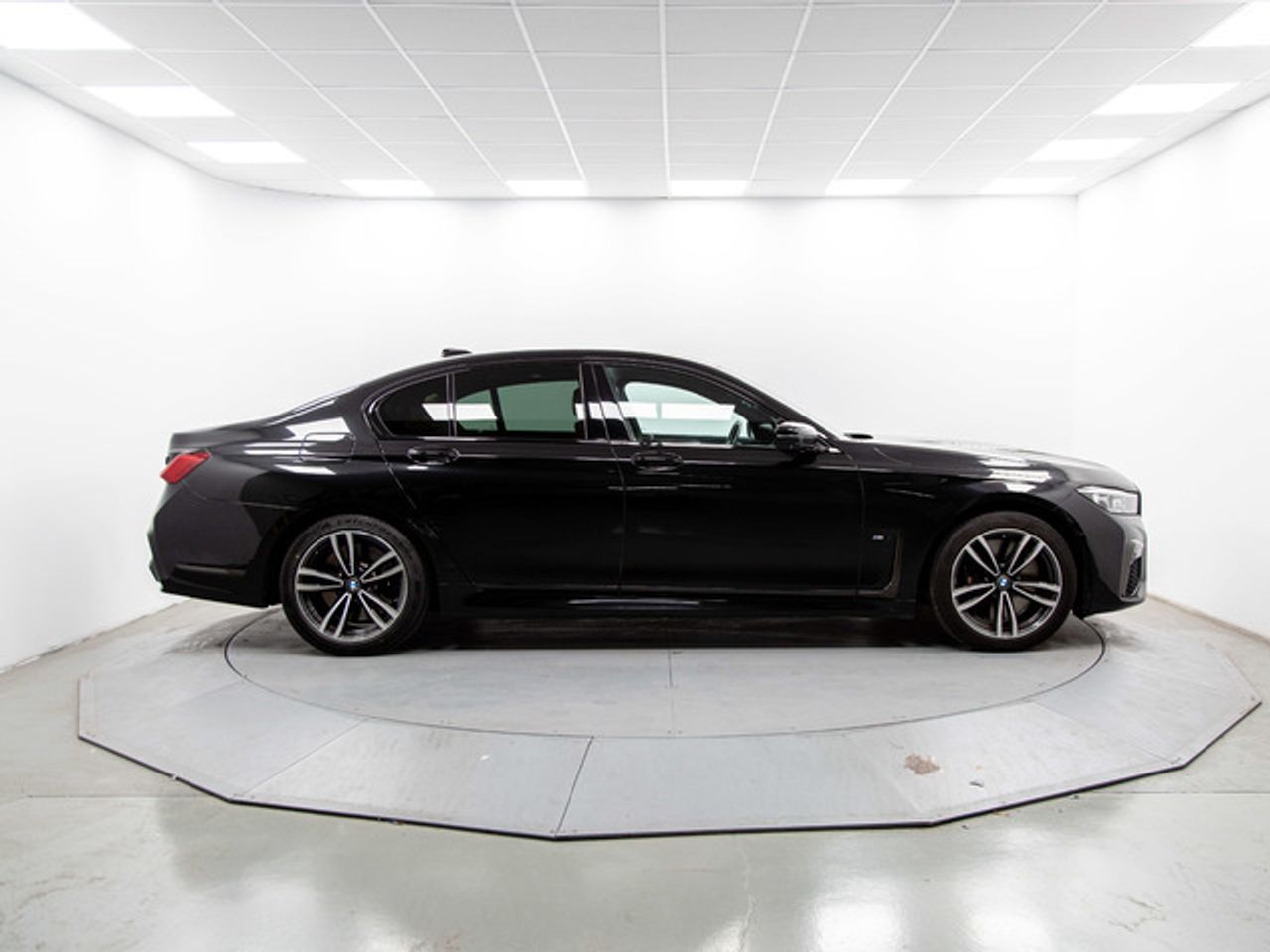 BMW Serie 7 730d xdrive 210 kw (286 cv)  2022 Diésel - Foto 13