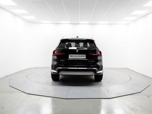 BMW iX1 edrive20 150 kw (204 cv)  2025 Eléctrico - Foto 9