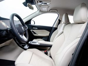BMW iX1 edrive20 150 kw (204 cv)  2025 Eléctrico - Foto 27
