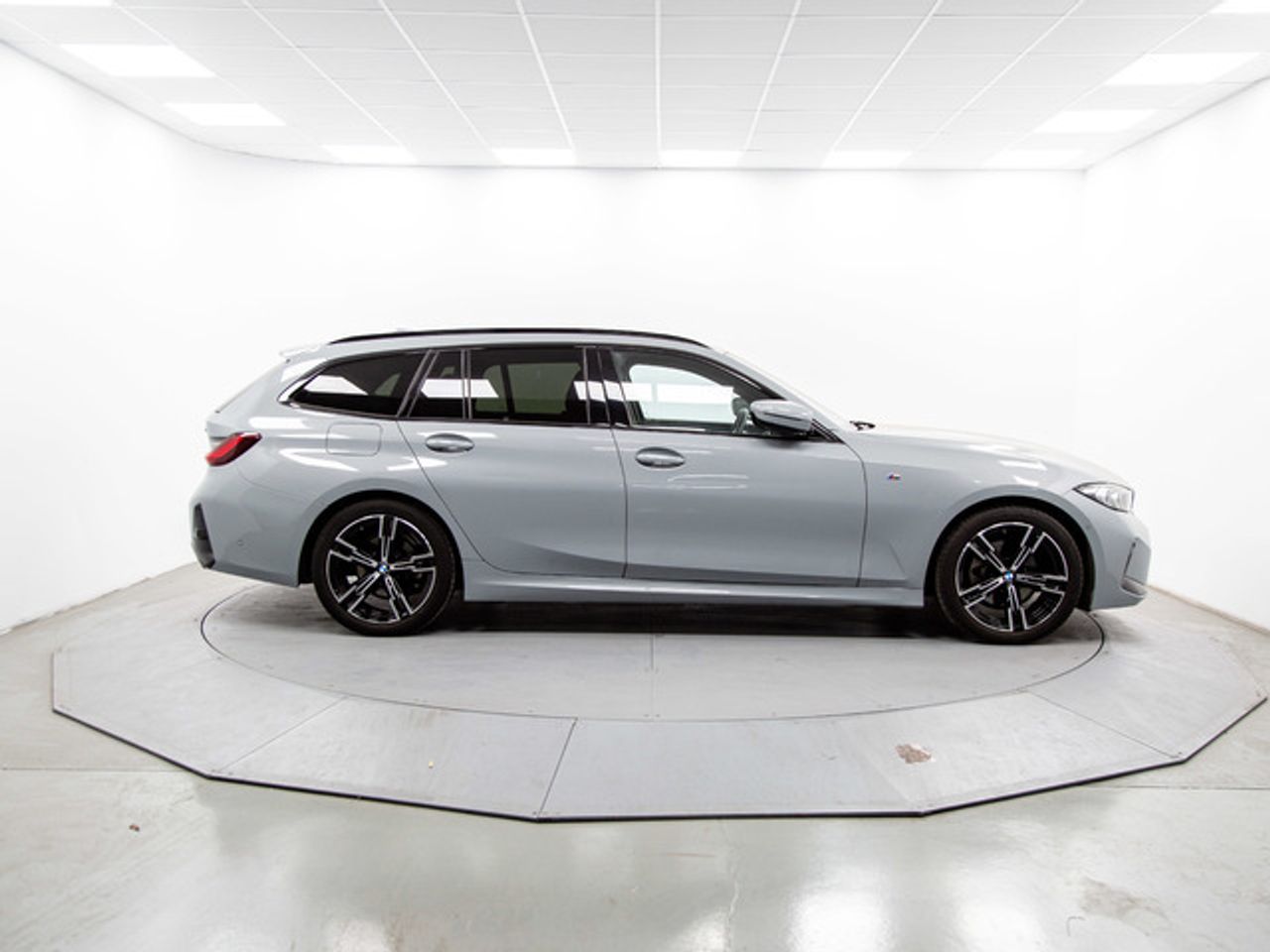 BMW Serie 3 320d touring 140 kw (190 cv)  2025 Diésel - Foto 13