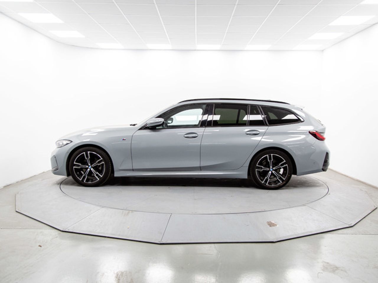 BMW Serie 3 320d touring 140 kw (190 cv)  2025 Diésel - Foto 4