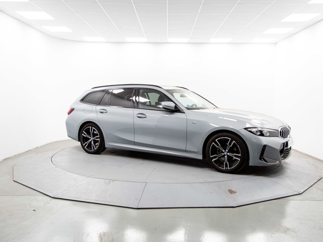 BMW Serie 3 320d touring 140 kw (190 cv)  2025 Diésel - Foto 14