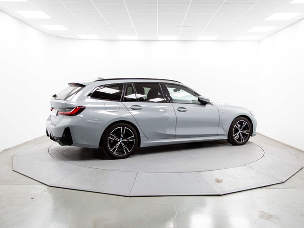 BMW Serie 3 320d touring 140 kw (190 cv)  2025 Diésel - Foto 12