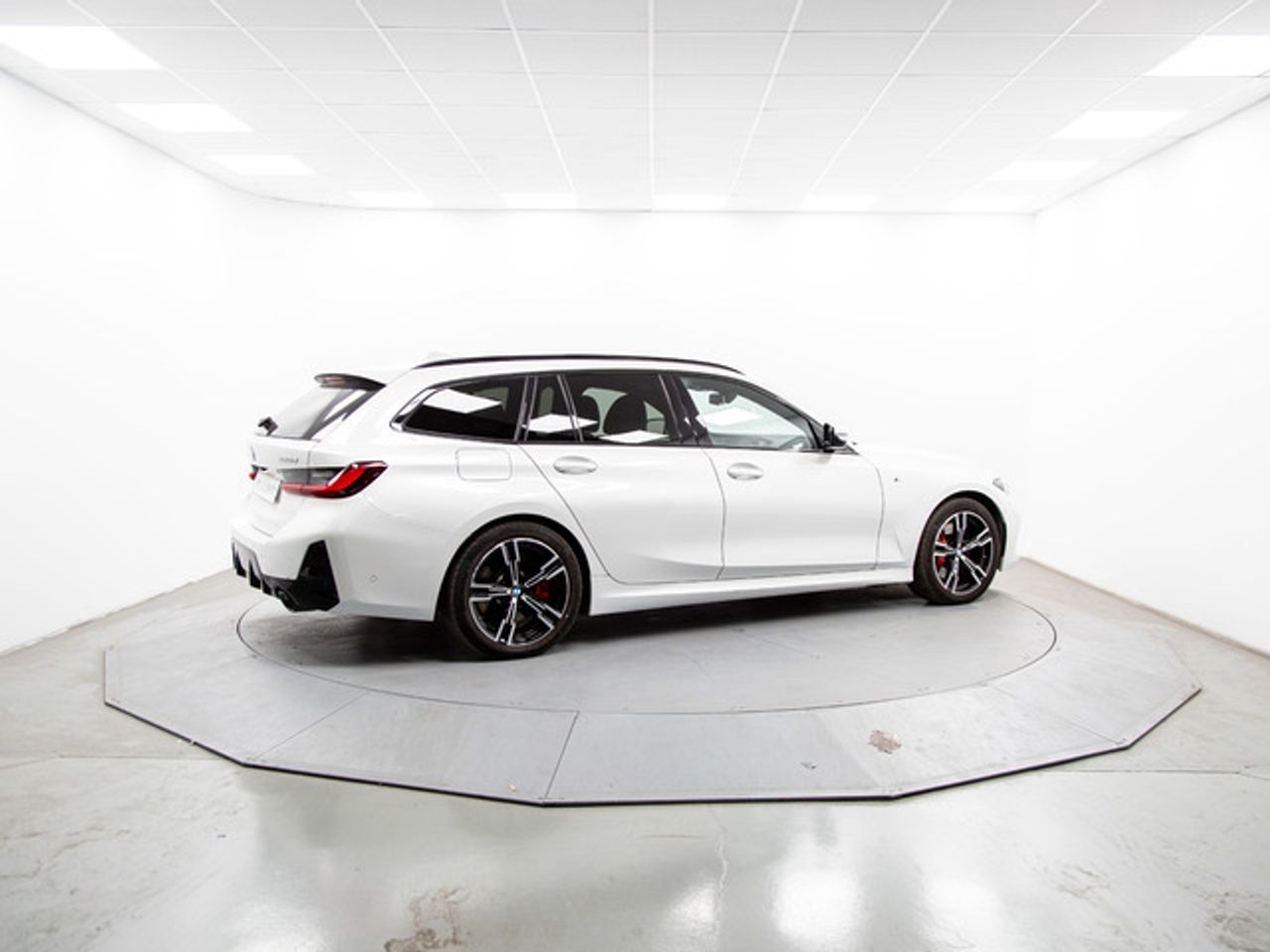 BMW Serie 3 320d xdrive touring 140 kw (190 cv)  2025 Diésel - Foto 12