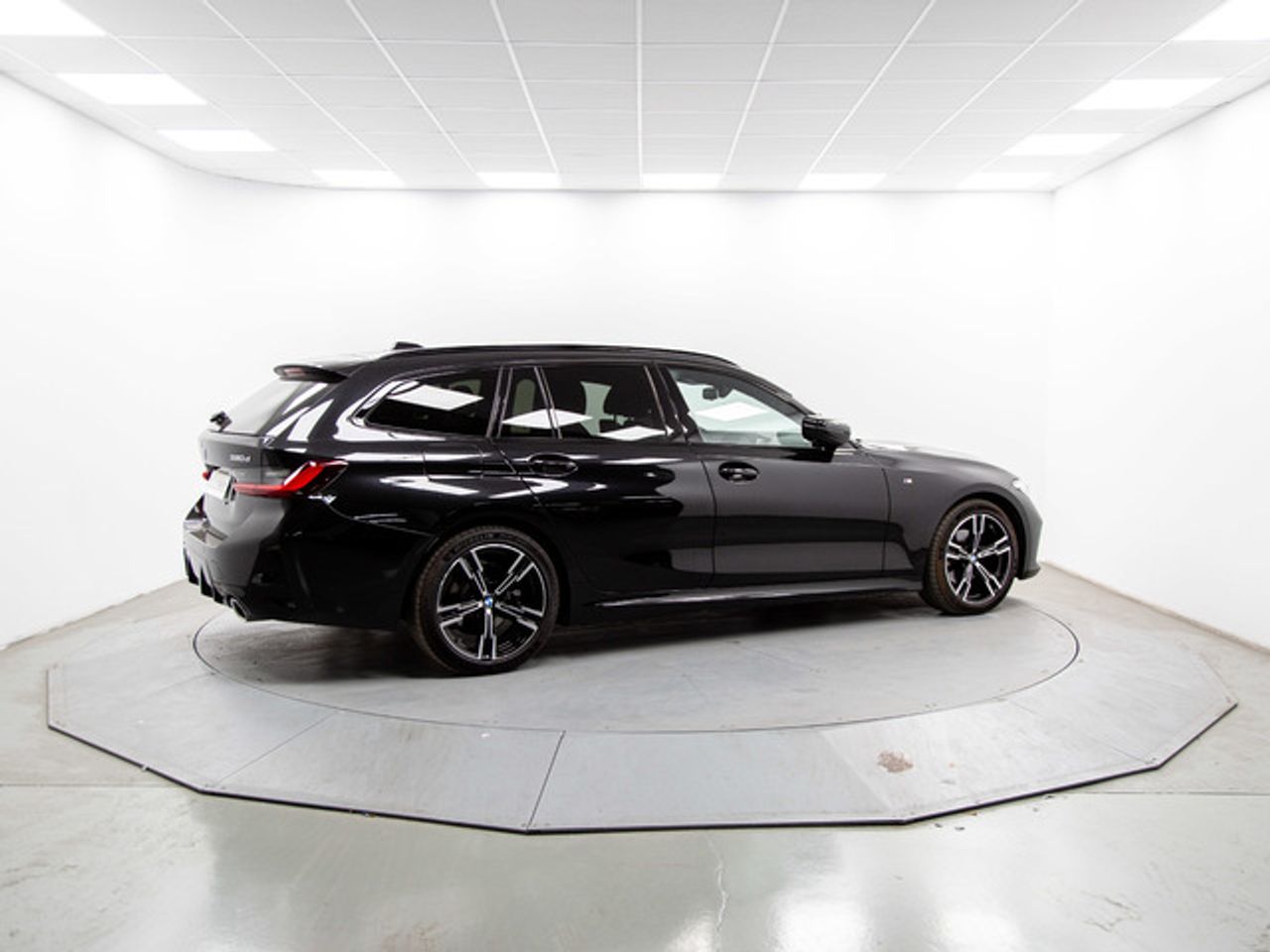 BMW Serie 3 320d touring 140 kw (190 cv)  2025 Diésel - Foto 12