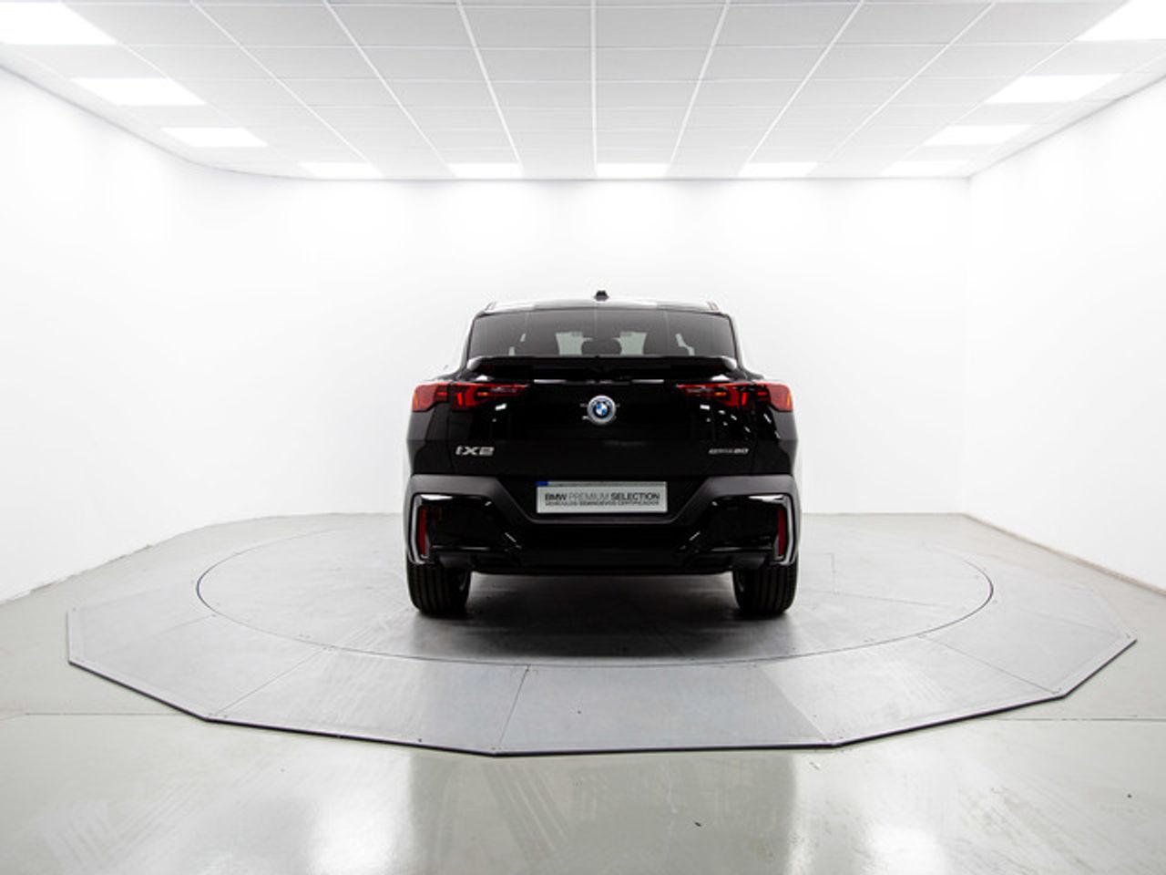 BMW iX2 edrive20 150 kw (204 cv)  2025 Eléctrico - Foto 6