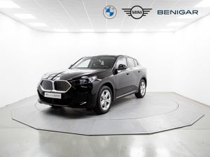 BMW iX2 edrive20 150 kw (204 cv)  2025 Eléctrico - Foto 2