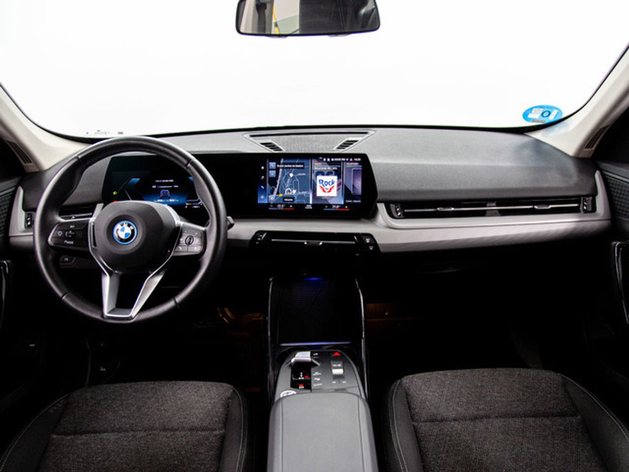 BMW iX1 xdrive30 230 kw (313 cv)  2024 Eléctrico - Foto 8