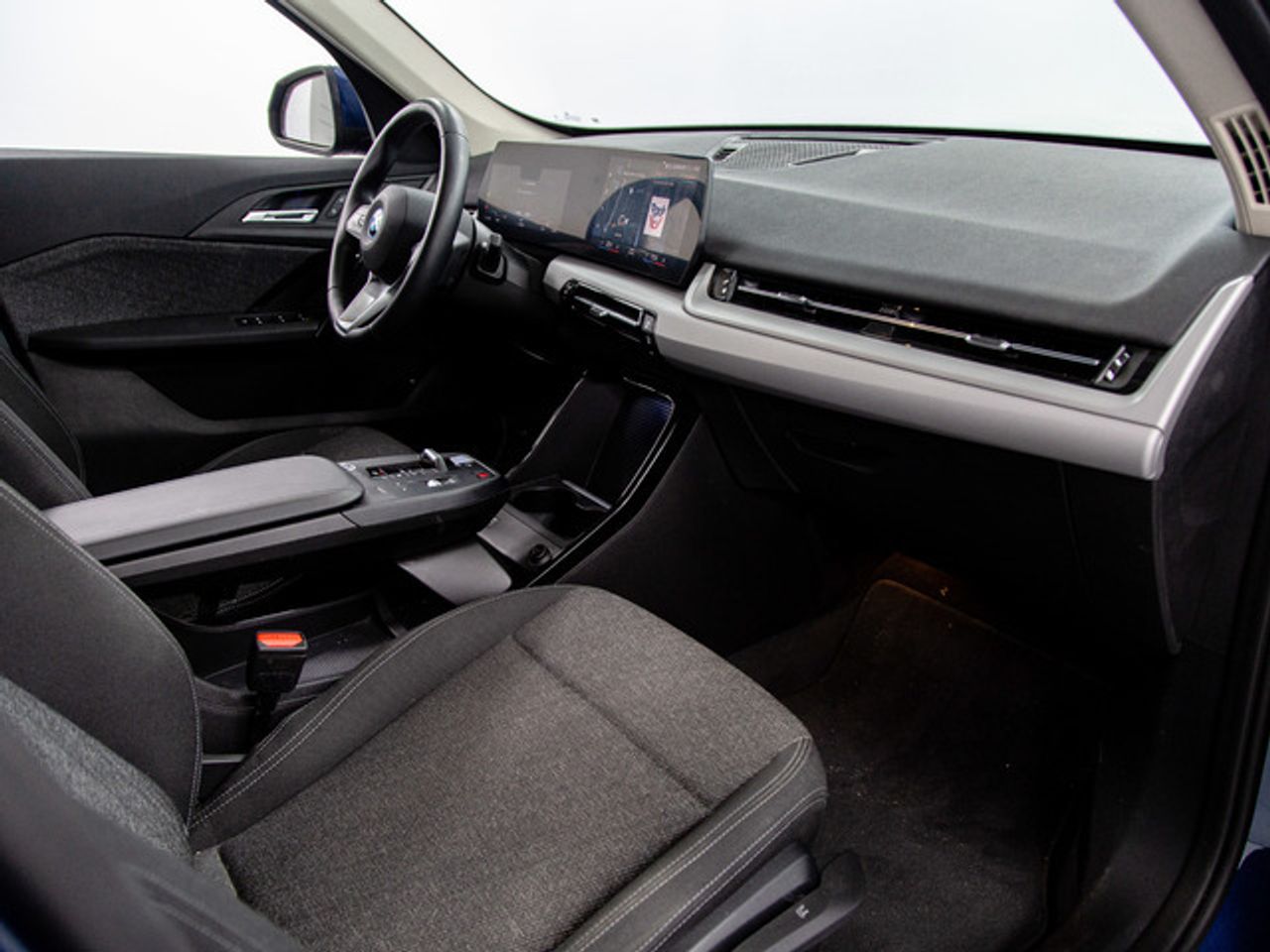 BMW iX1 xdrive30 230 kw (313 cv)  2024 Eléctrico - Foto 9